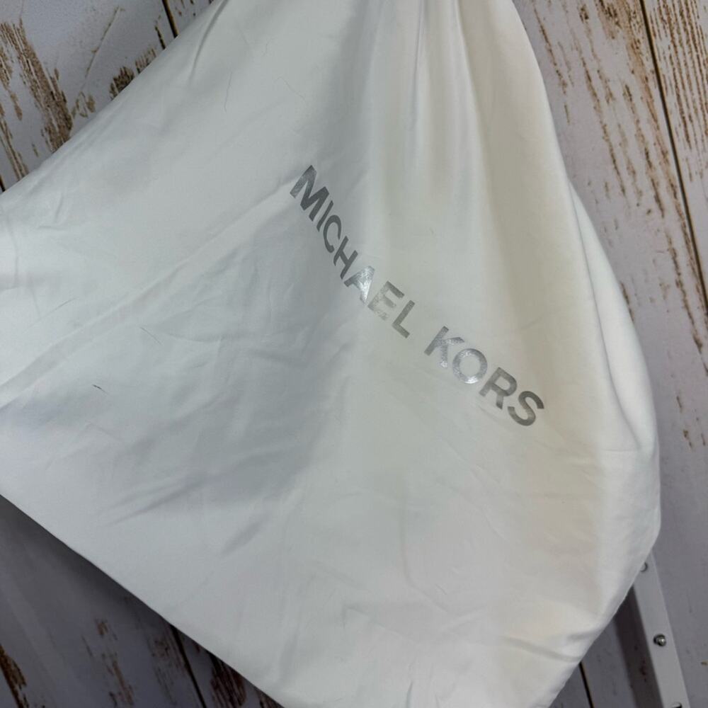 NWT, Michael Kors Raven, Terracotta Large Pocket Shoulder Tote Bag. - Picture 13 of 13